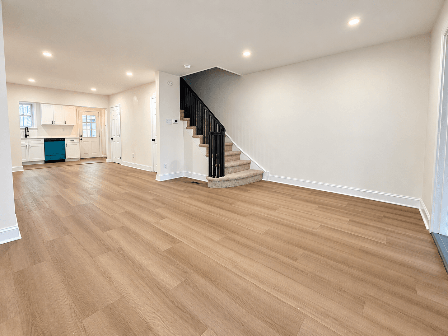 Yeadon House: 174 Fairview Ave