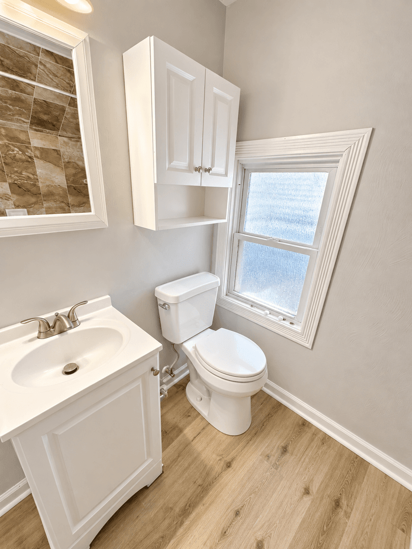North Versailles House: 507 Oakhurst Avenue