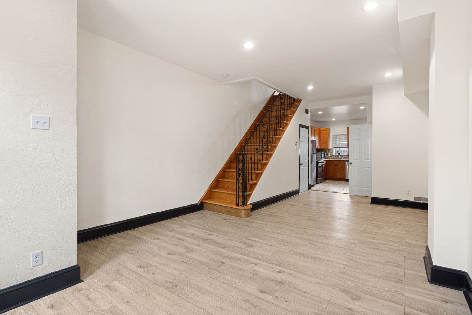 Philadelphia House: 3044 Almond St