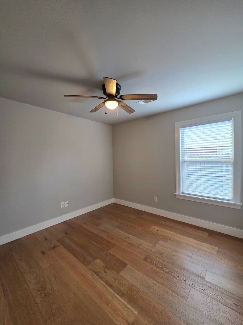 Rogers House: 205 E Marietta Ct