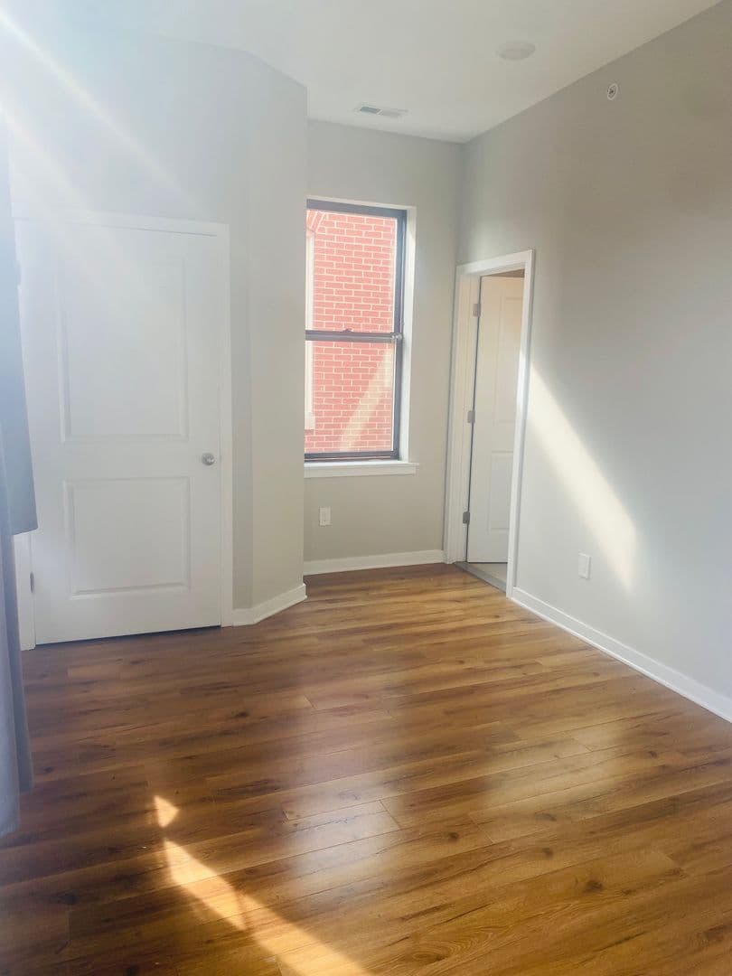 Philadelphia Apartment: 1827 W Diamond St
