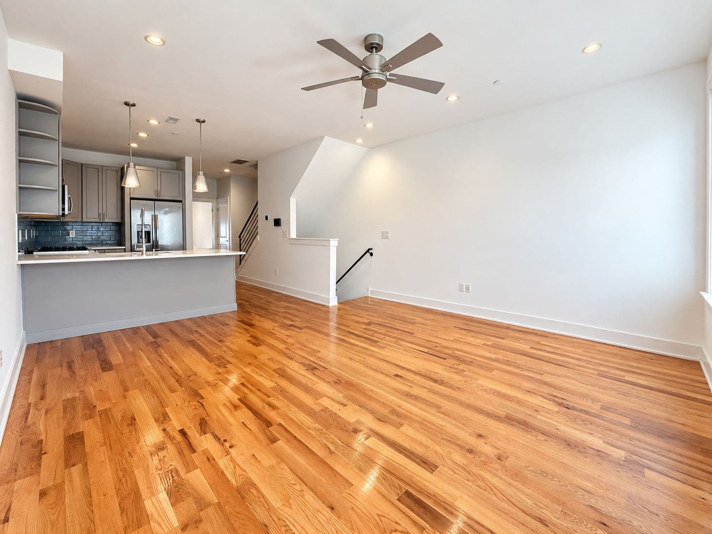 Philadelphia Apartment: 1422 Germantown Ave