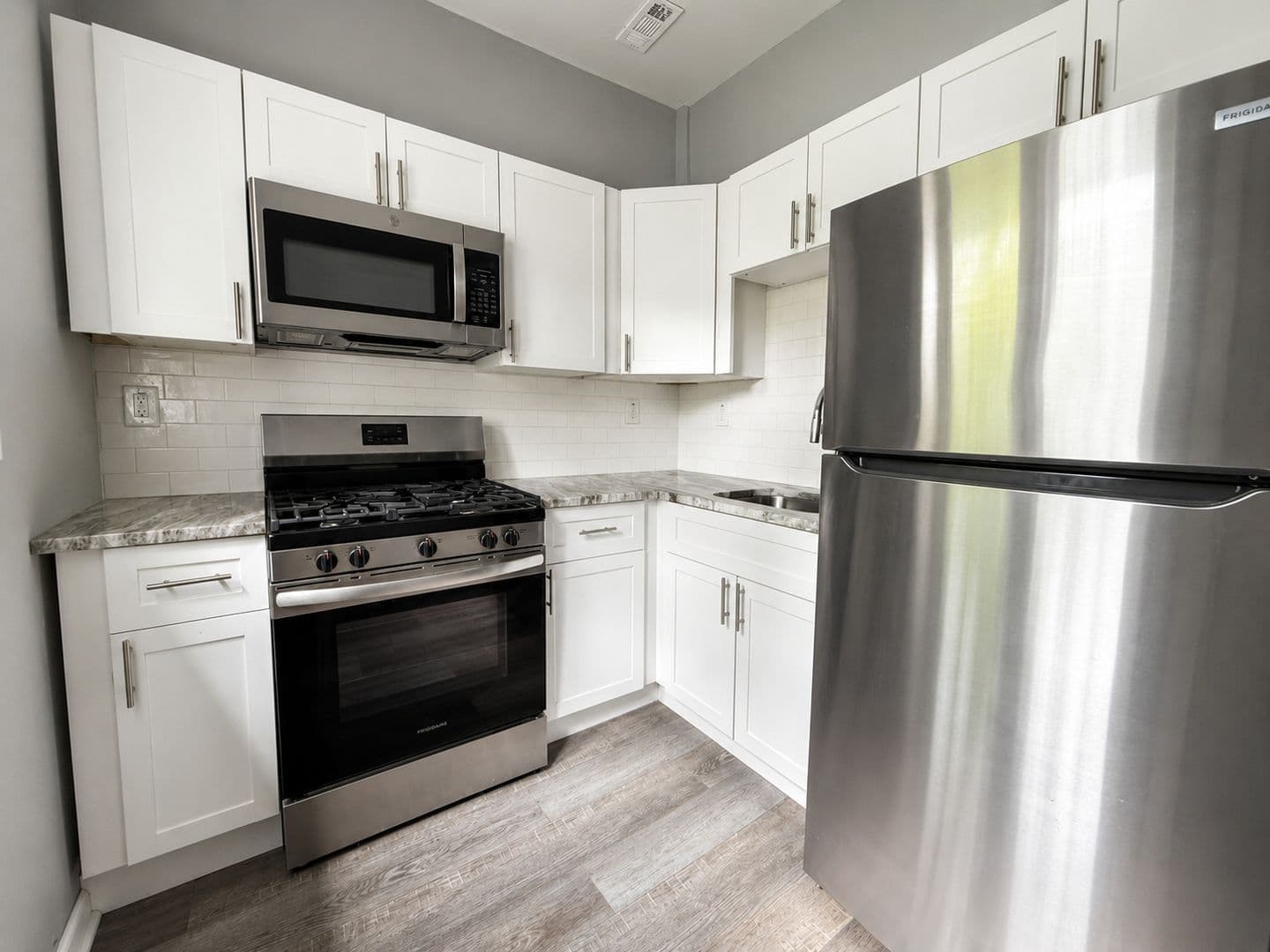 Darby House: 924 Maple Terrace