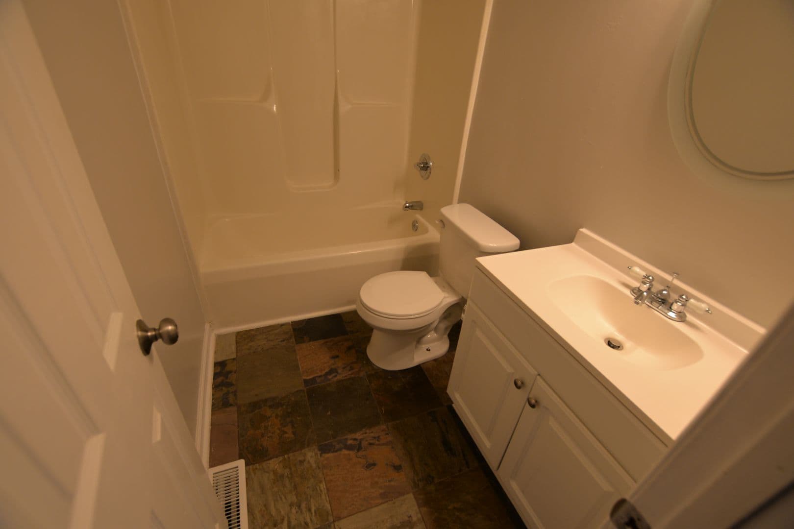 Greensboro House: 1715 Rainbow Drive
