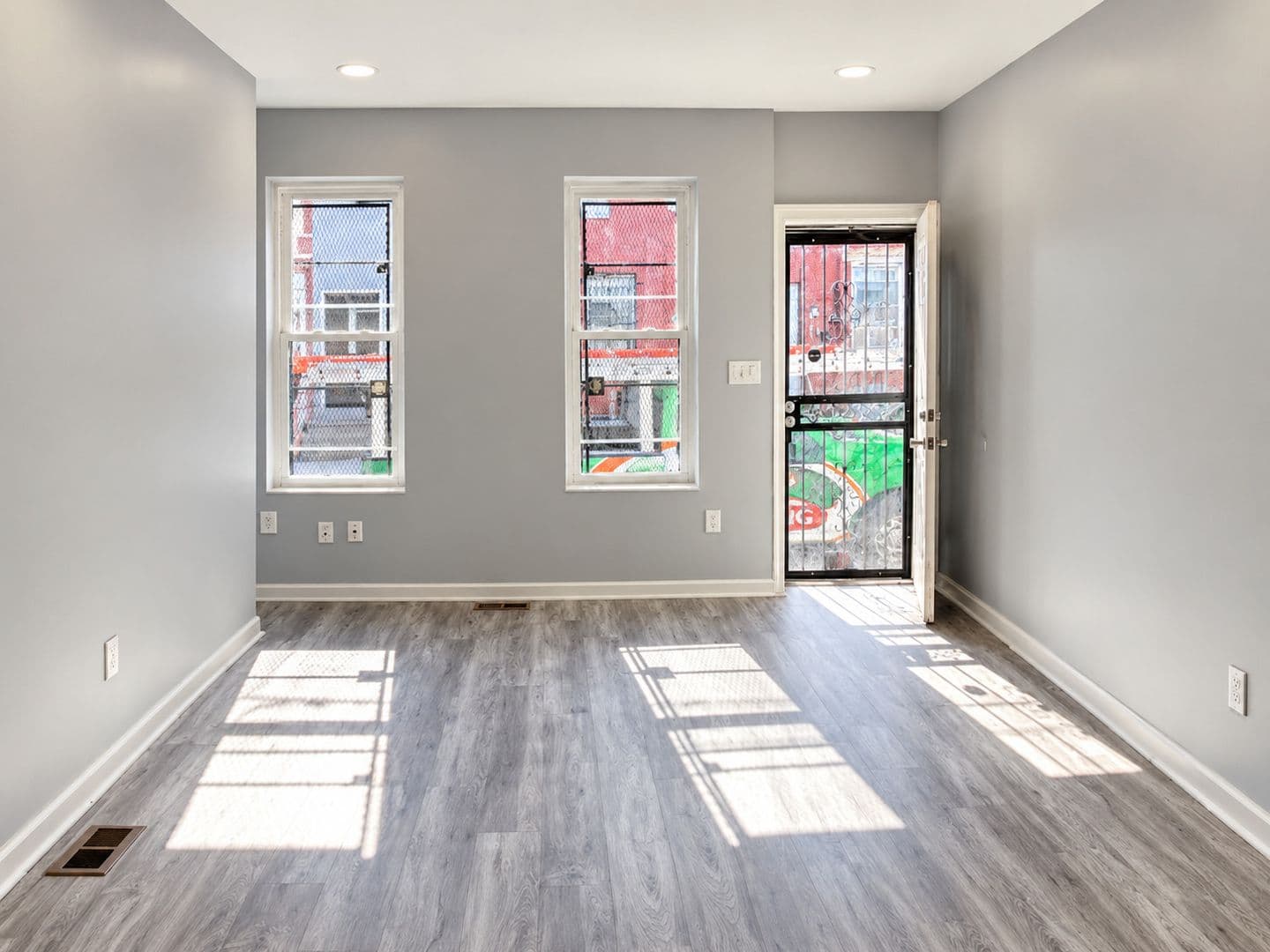 Philadelphia House: 2535 North Water Street