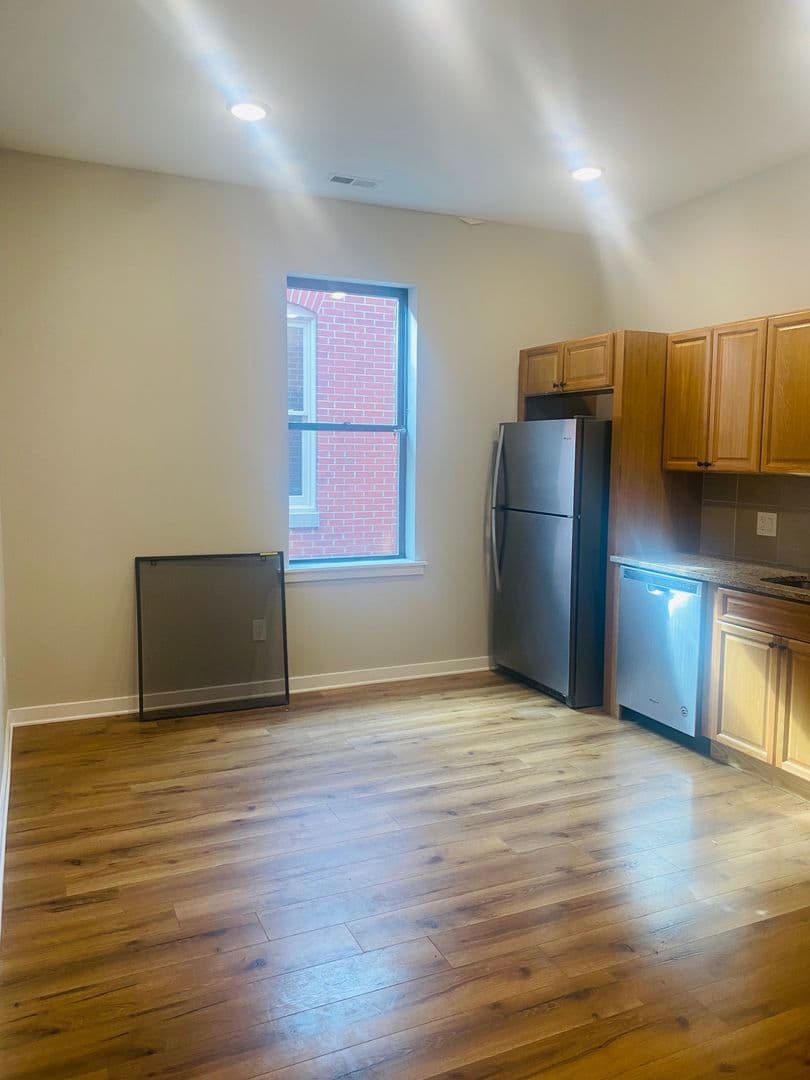 Philadelphia Apartment: 1827 W Diamond St