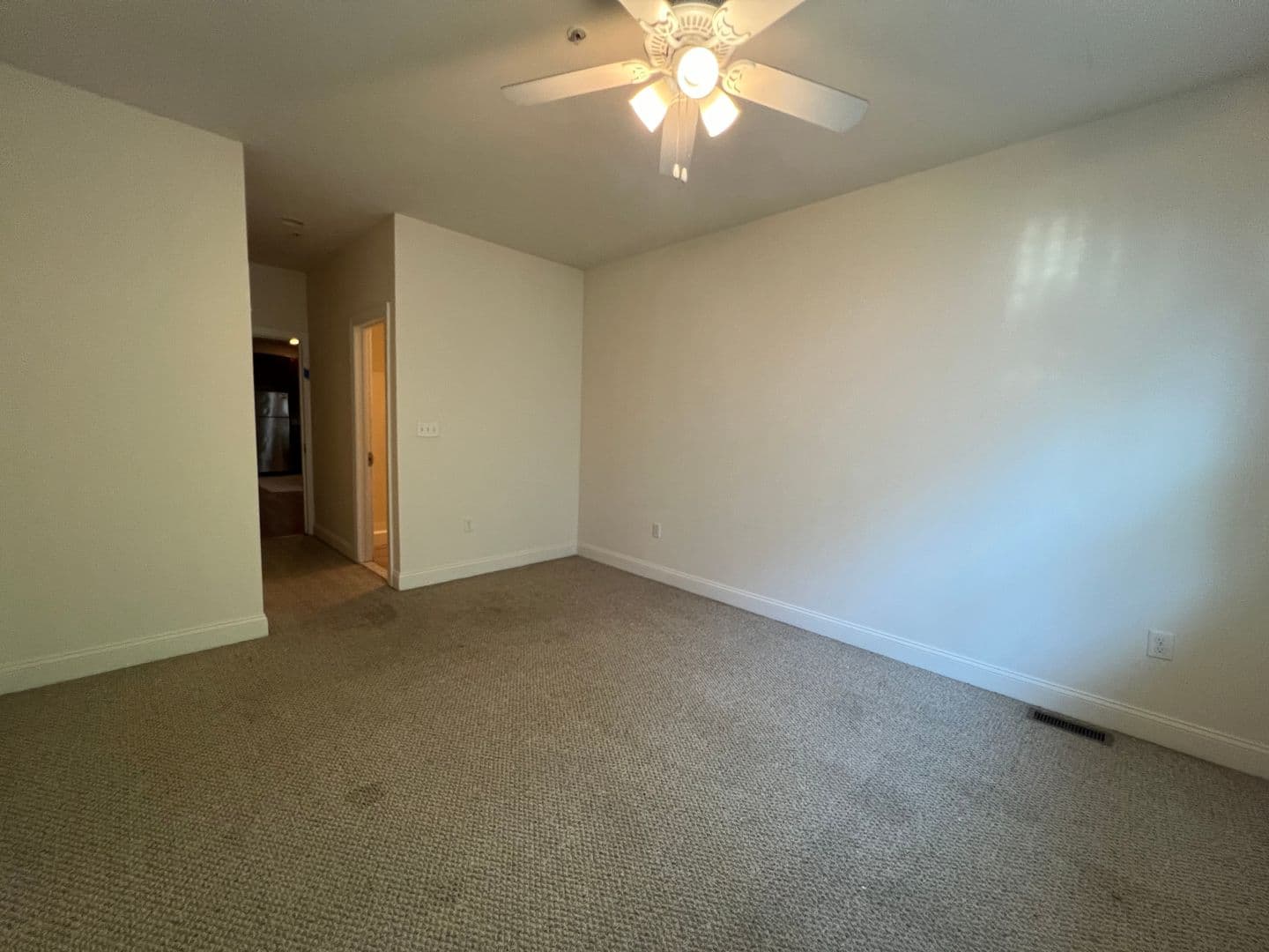 Philadelphia Apartment: 1814 N 16th St