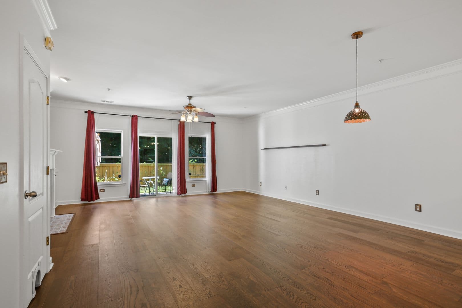 Roswell Townhome: 1243 Harris Commons Place