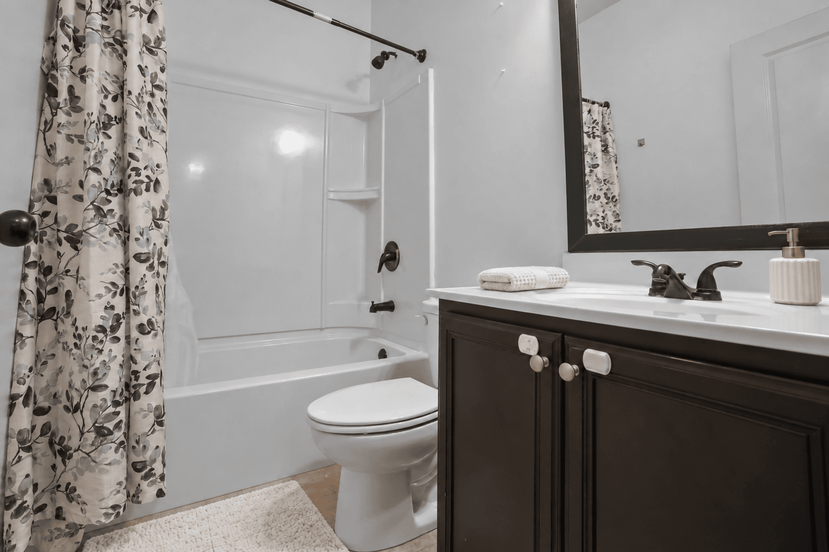 Marietta House: 2875 Dowell Farm Trace SW