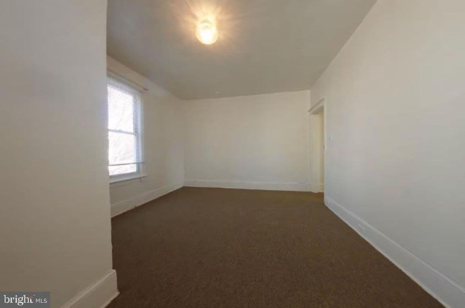Philadelphia Apartment: 5135 Irving St