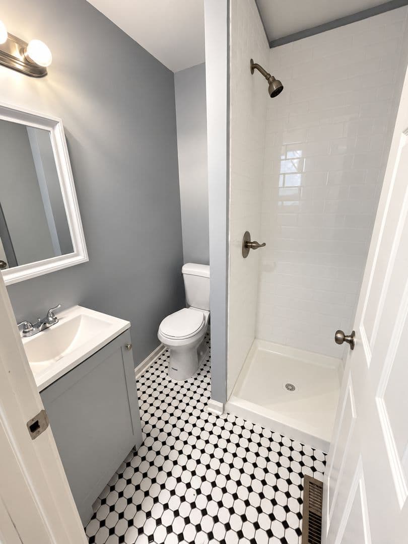 Philadelphia Townhome: 2739 West Montgomery Avenue