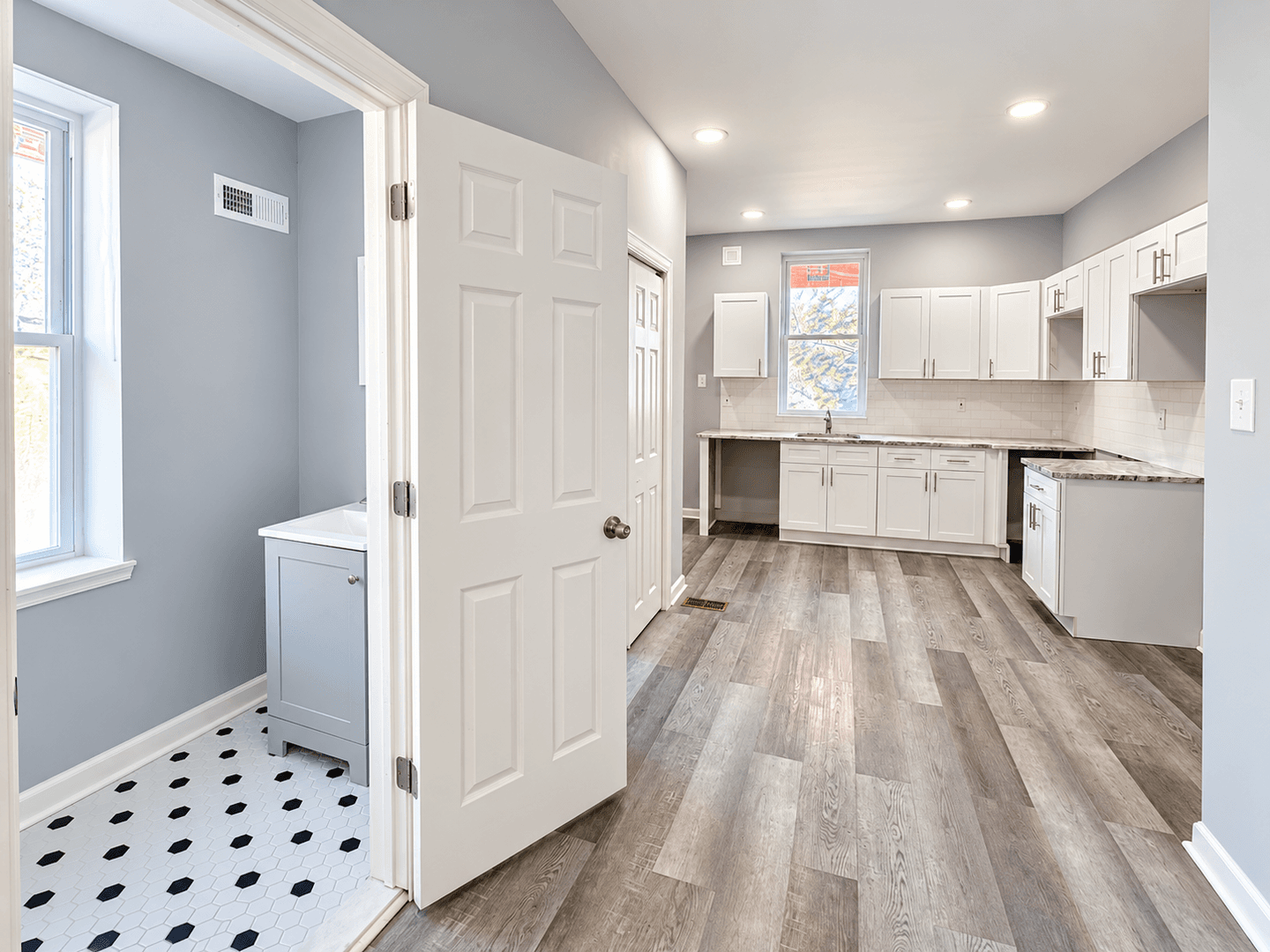 Philadelphia House: 1969 N Napa Street