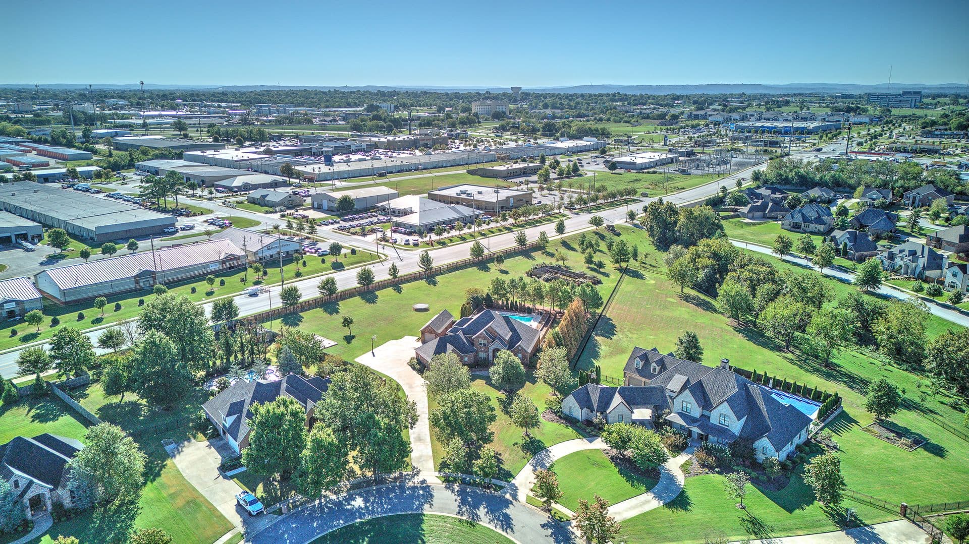 Springdale House: 6482 Wells Cir