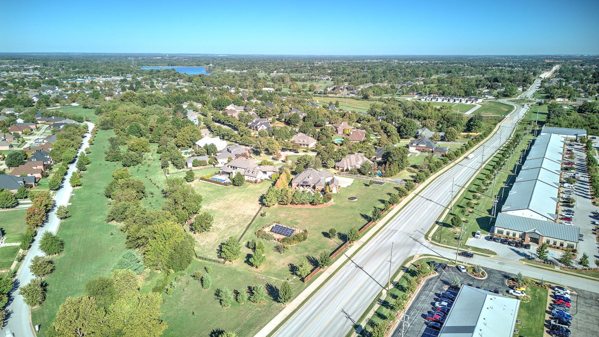 Springdale House: 6482 Wells Cir