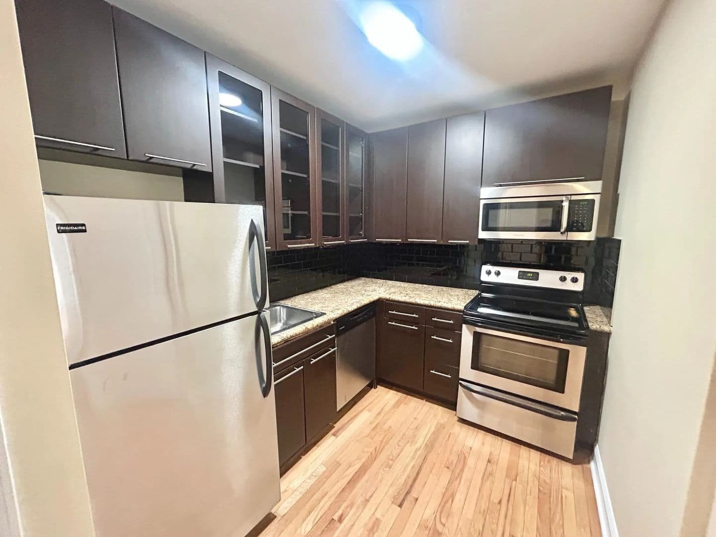 Philadelphia Apartment: 319 W Chelten Ave