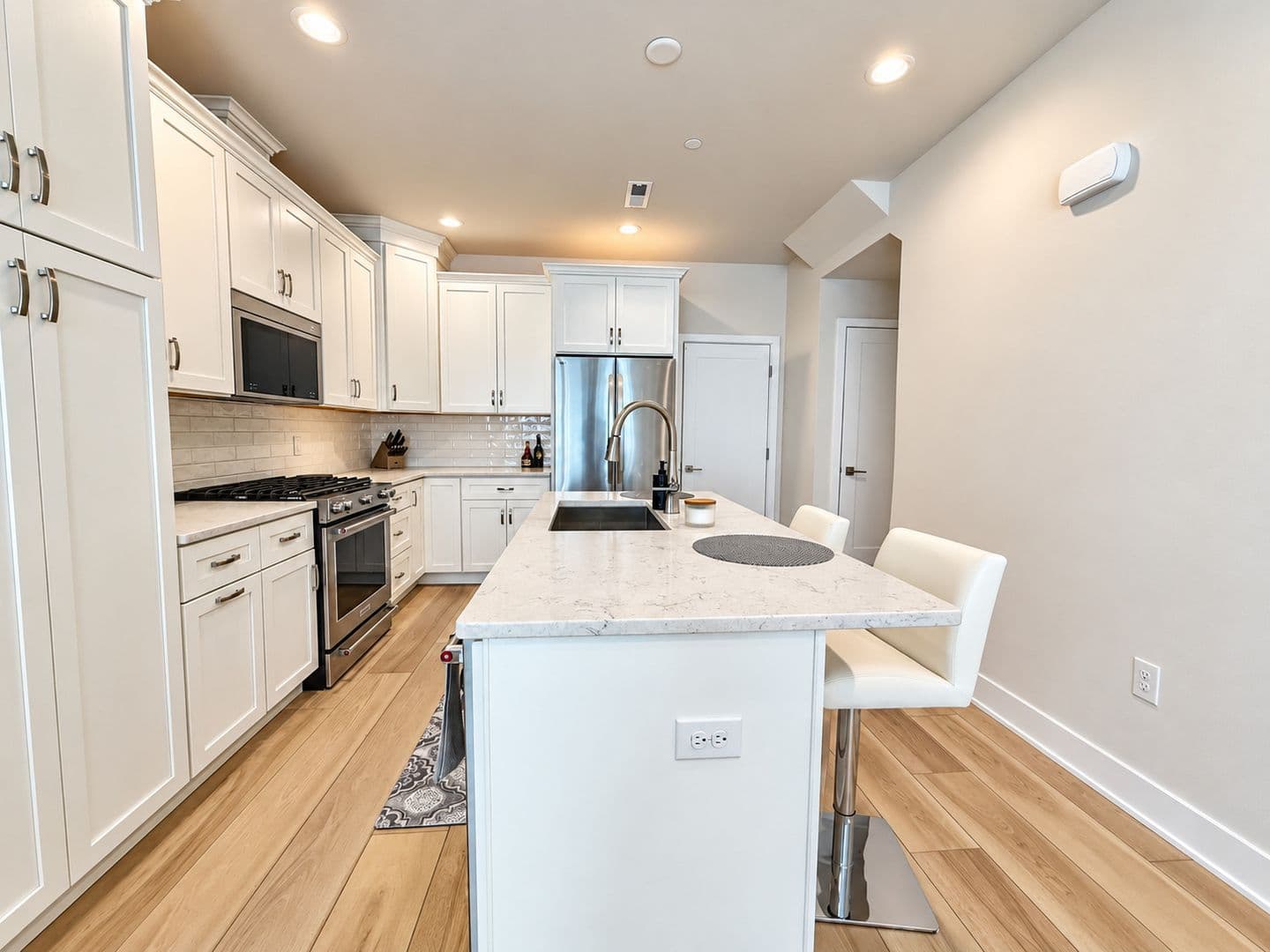 Philadelphia House: 2170 Northbank Place