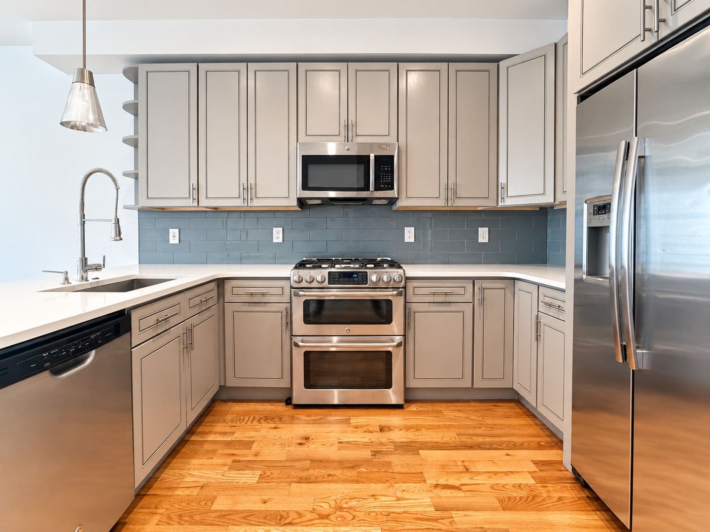 Philadelphia Apartment: 1422 Germantown Ave