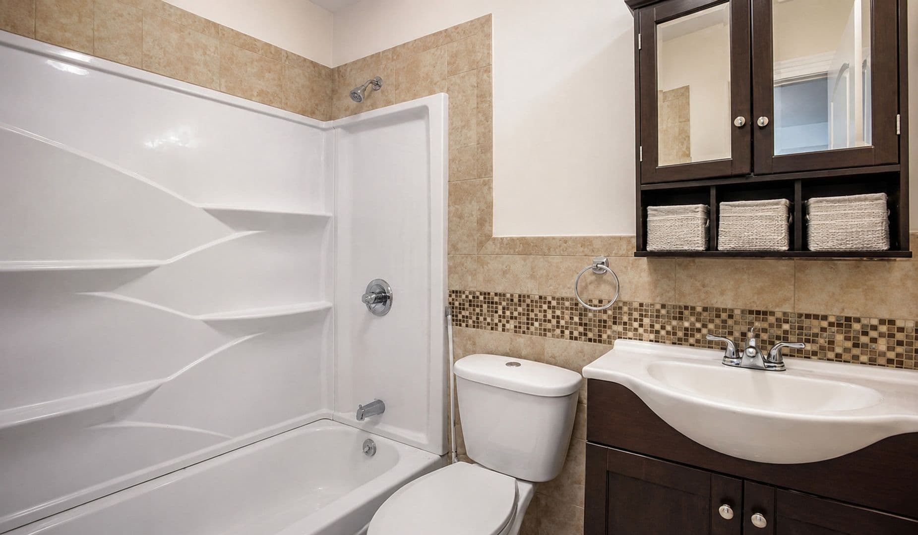 Philadelphia Apartment: 4128 Chester Ave