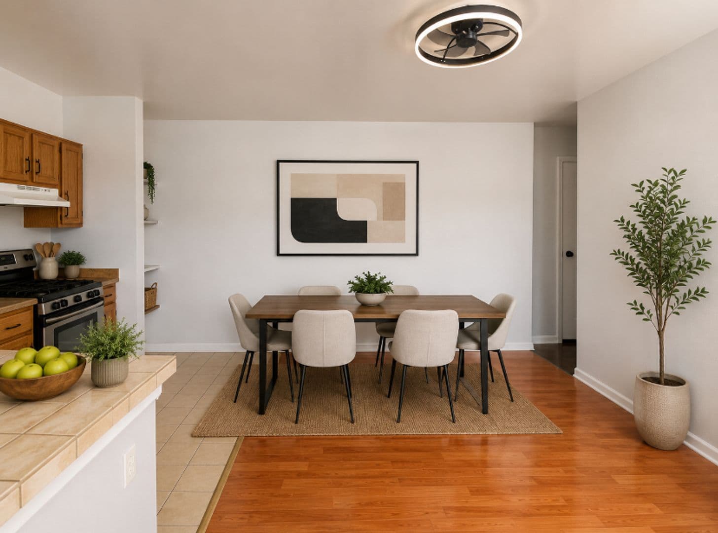 Camden Apartment: 900 South 8th Street