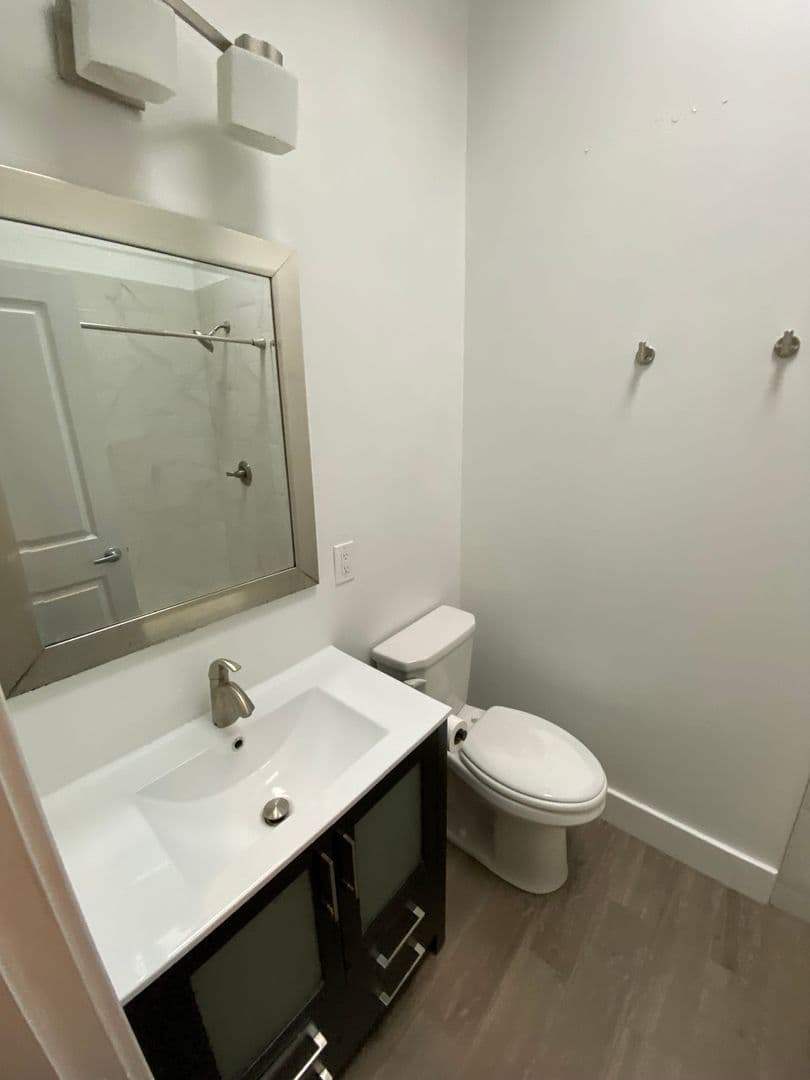 Philadelphia House: 142 North 2nd Street