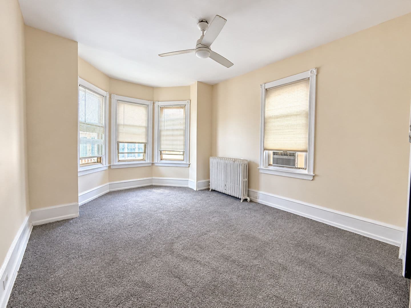 Philadelphia Apartment: 523 Pine St