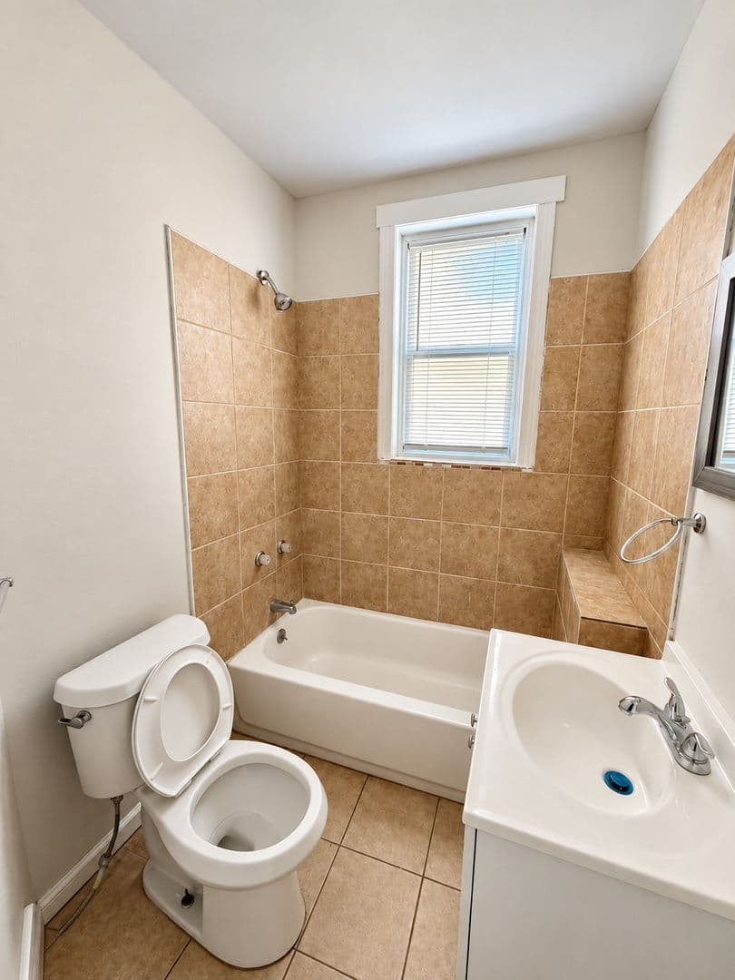 Philadelphia Townhome: 3339 North Lee Street