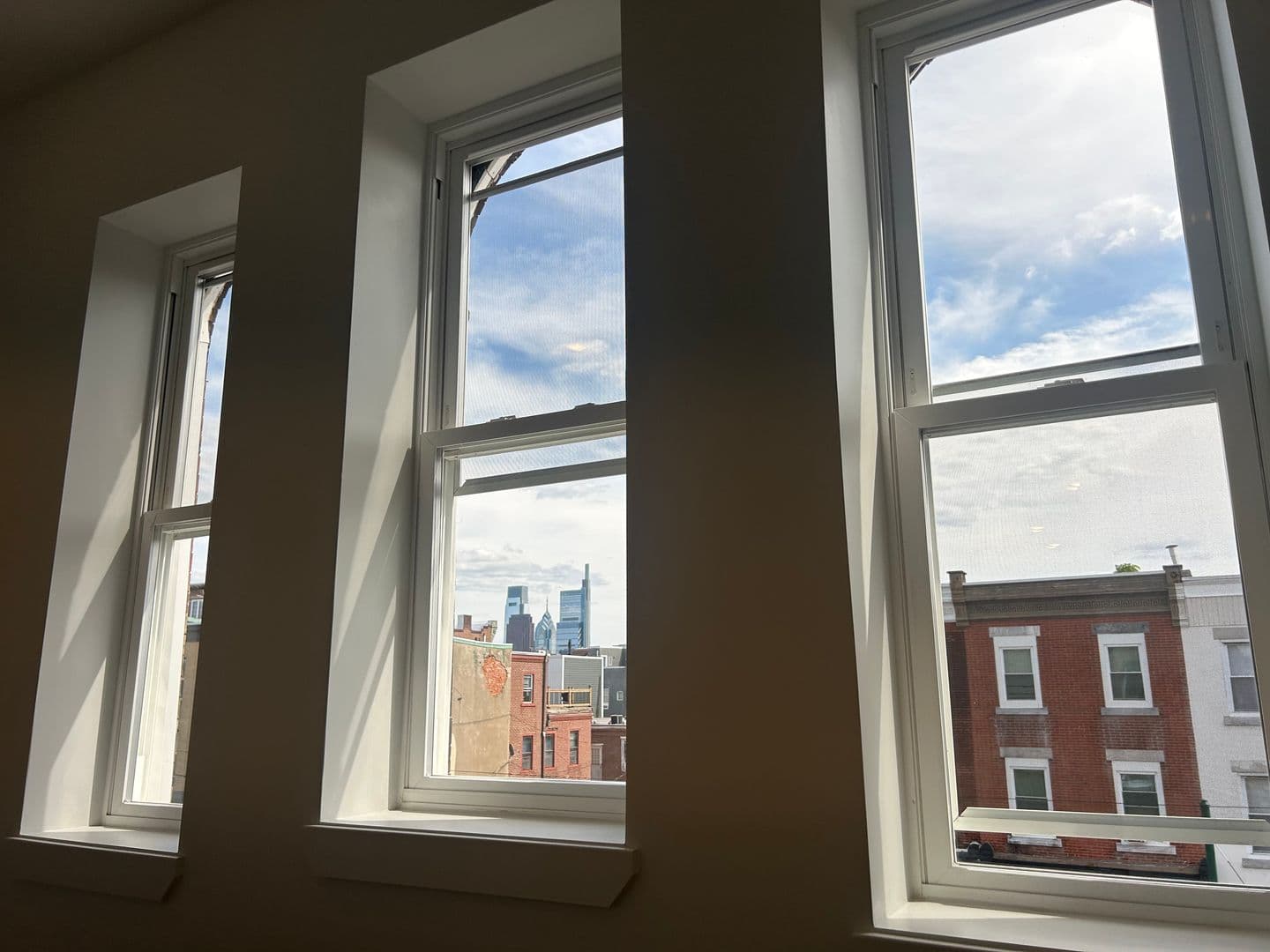 Philadelphia Apartment: 2725 W Girard Ave