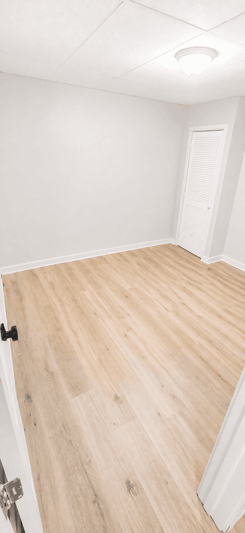 Pittsburgh Apartment: 72 South 12th Street