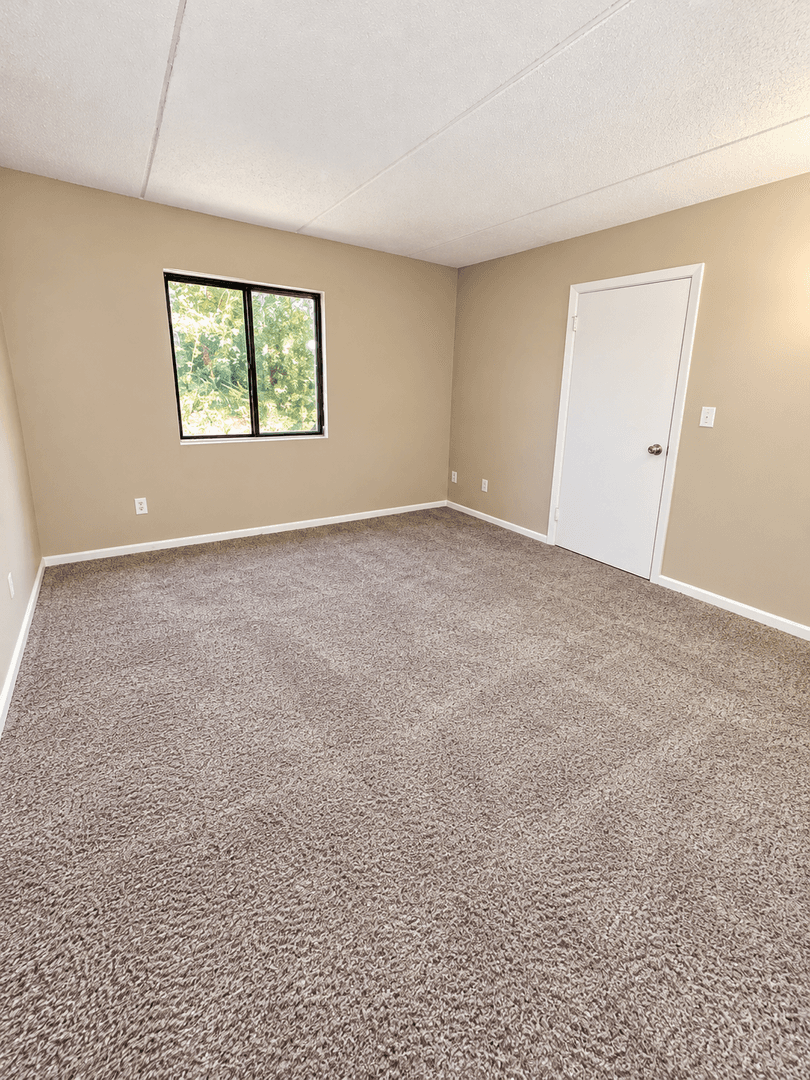 Carnegie Apartment: 711 Cubbage Street