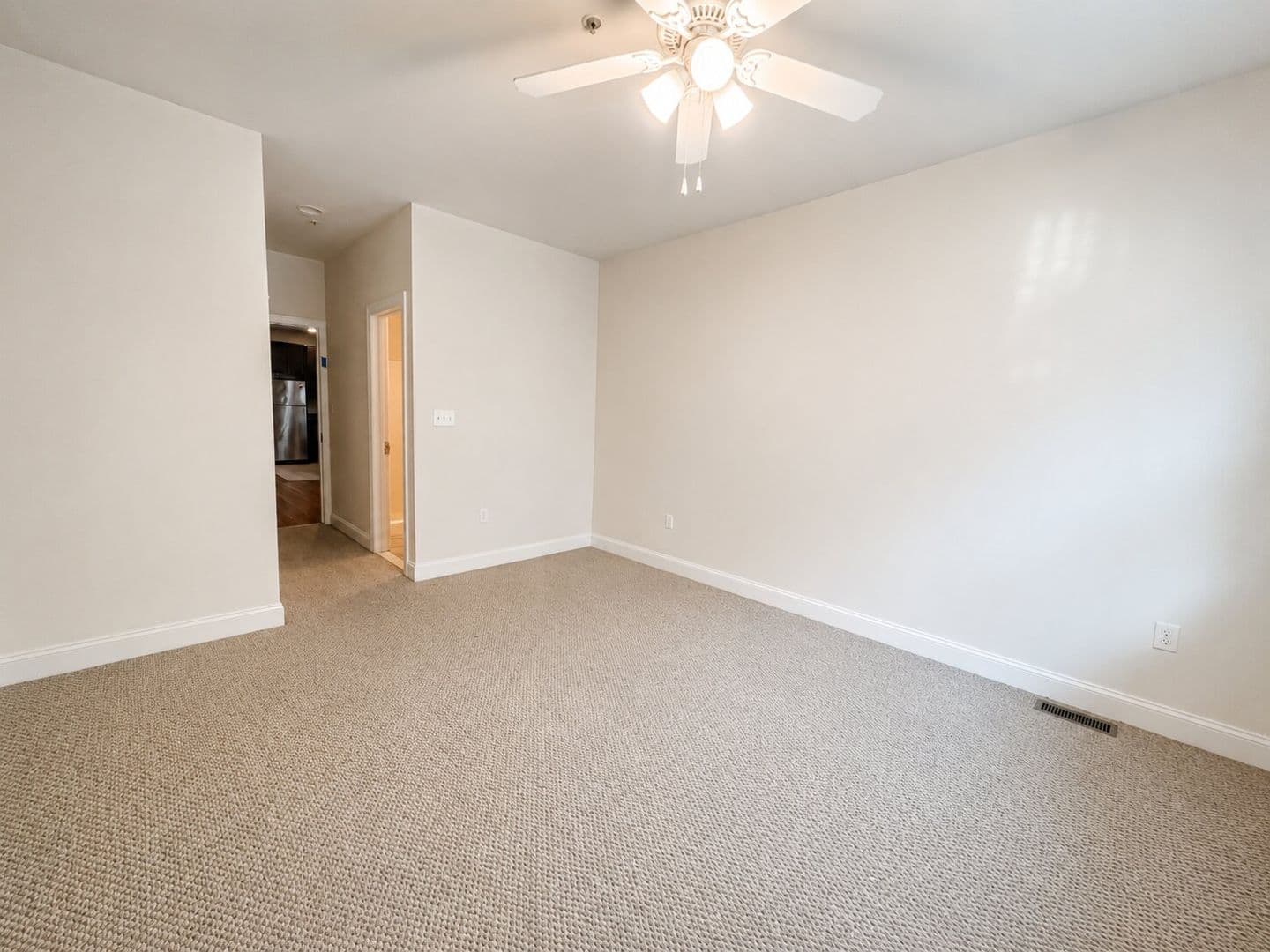 Philadelphia Apartment: 1922 N 17th St