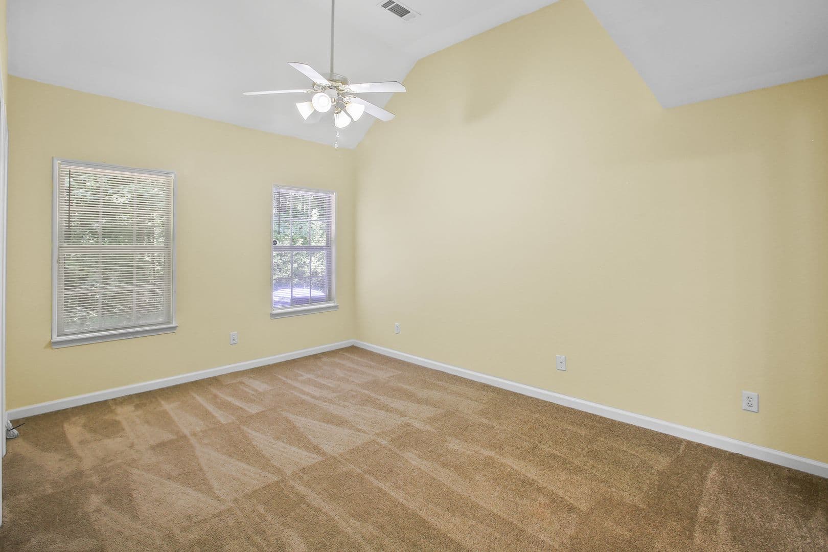 Union City House: 4633 Raven Wood Loop (AOF)