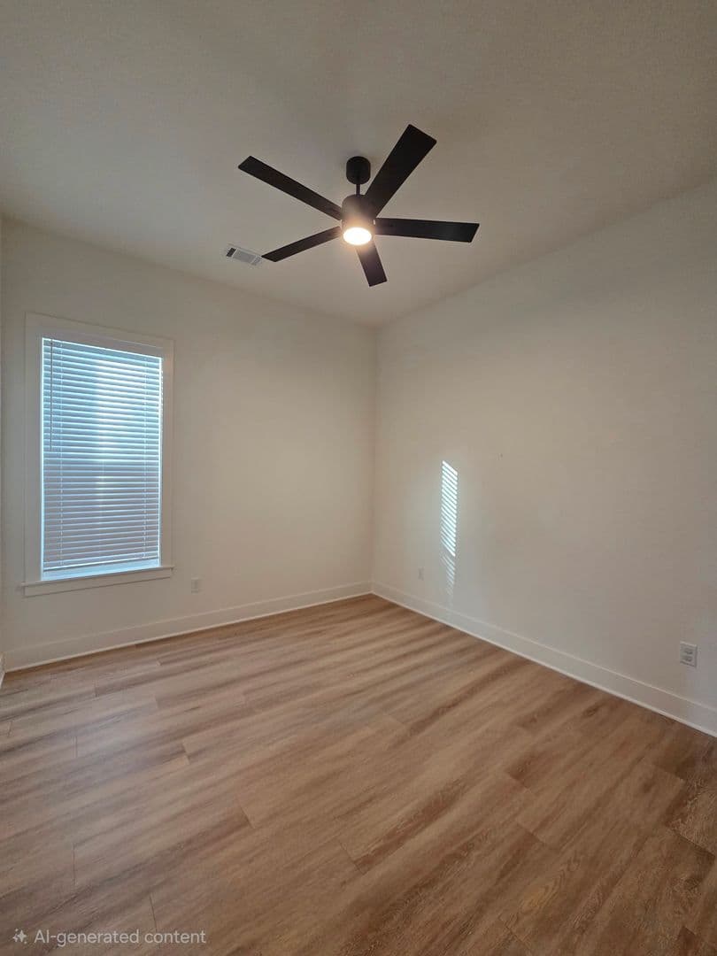 Rogers House: 5912 S 41st St