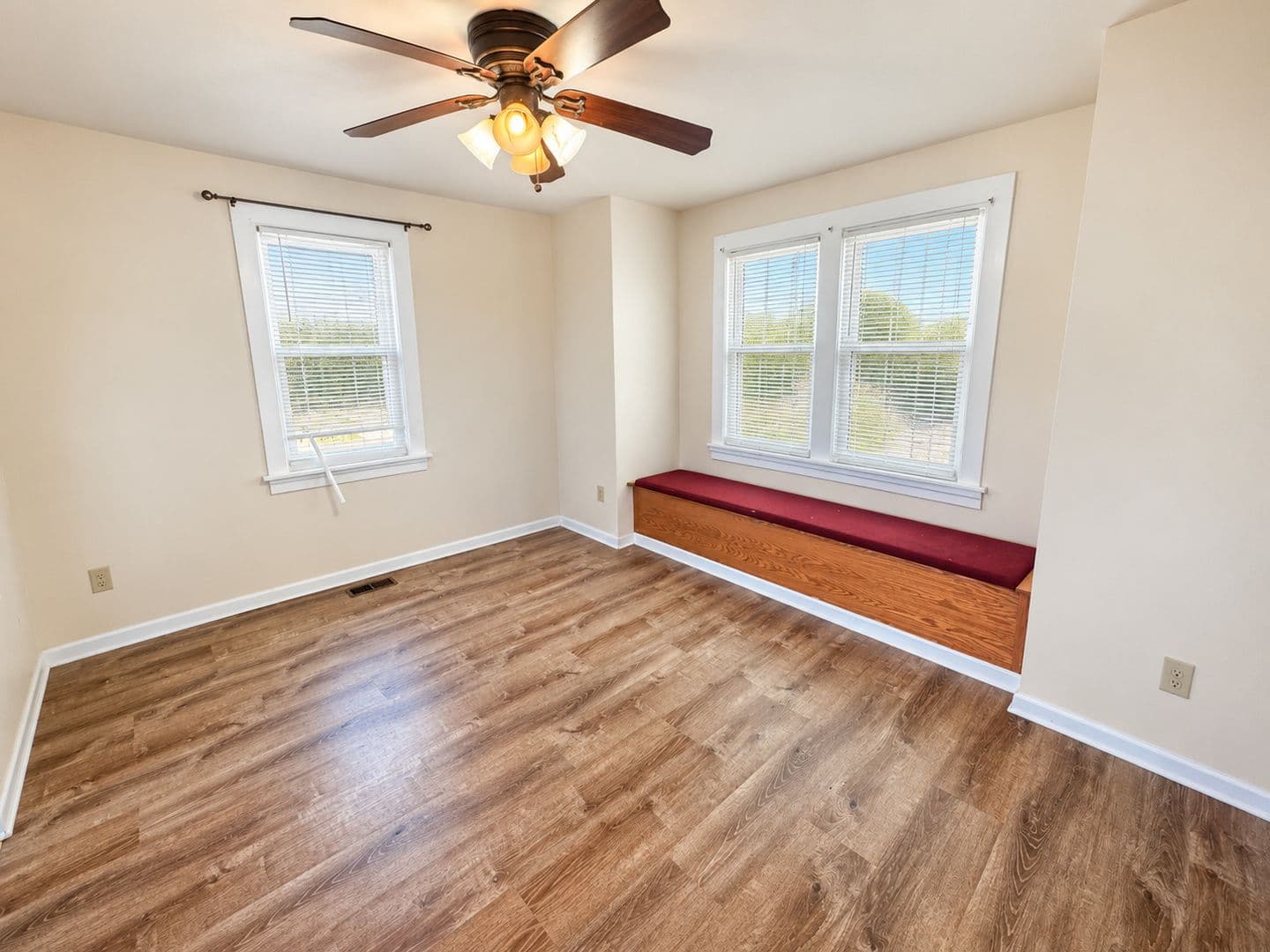 Cinnaminson House: 1501 River Road