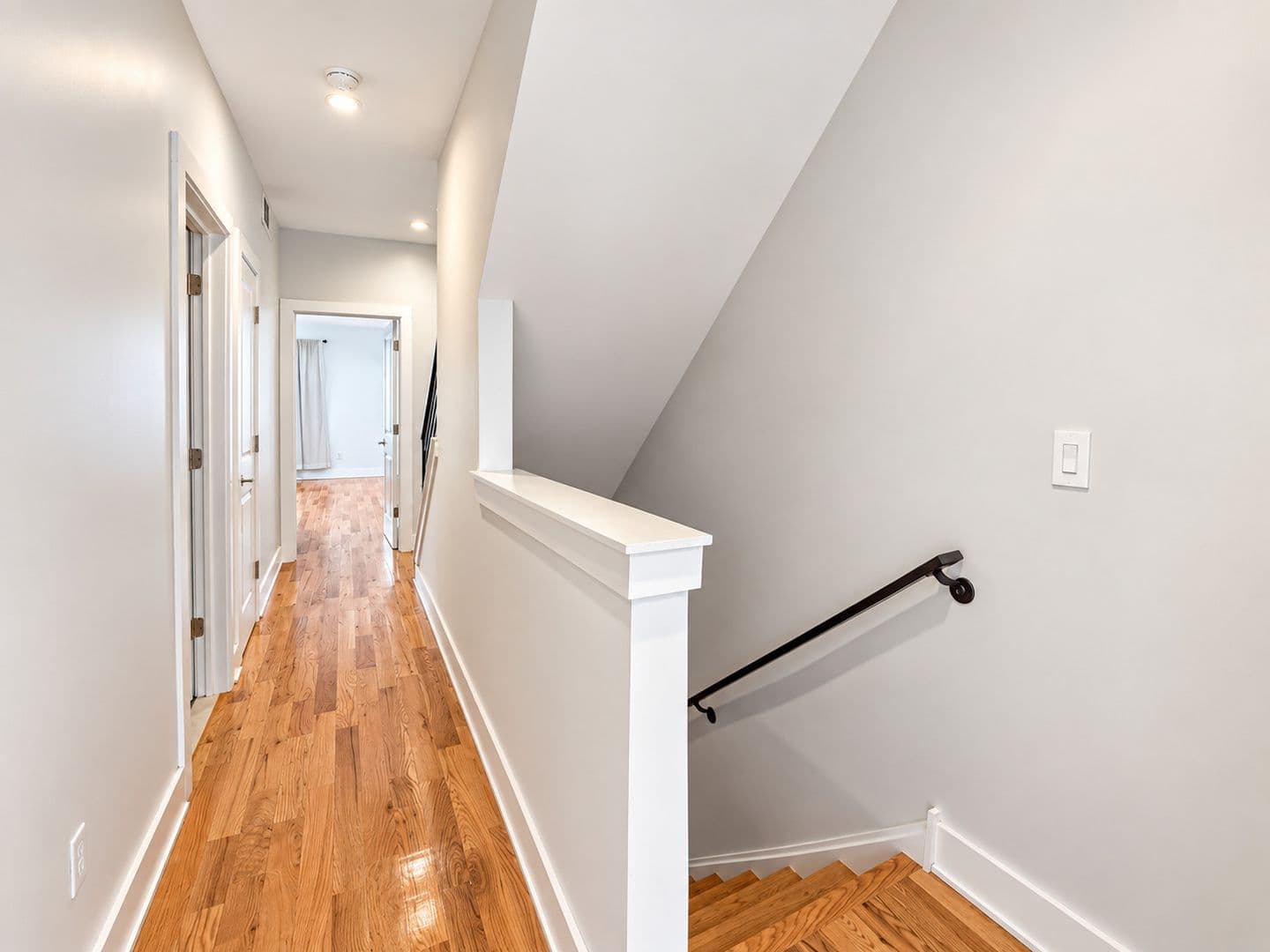 Philadelphia Apartment: 1422 Germantown Ave
