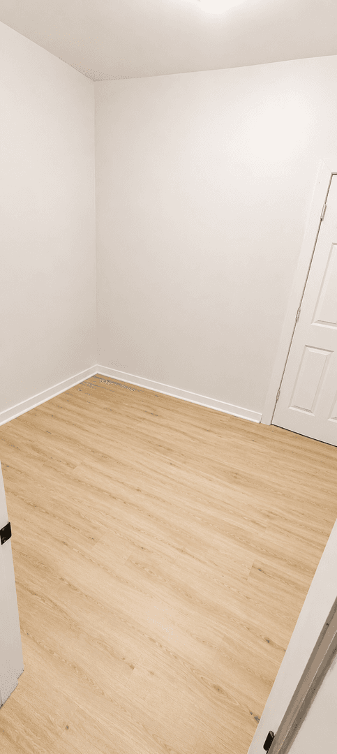 Pittsburgh Apartment: 72 South 12th Street