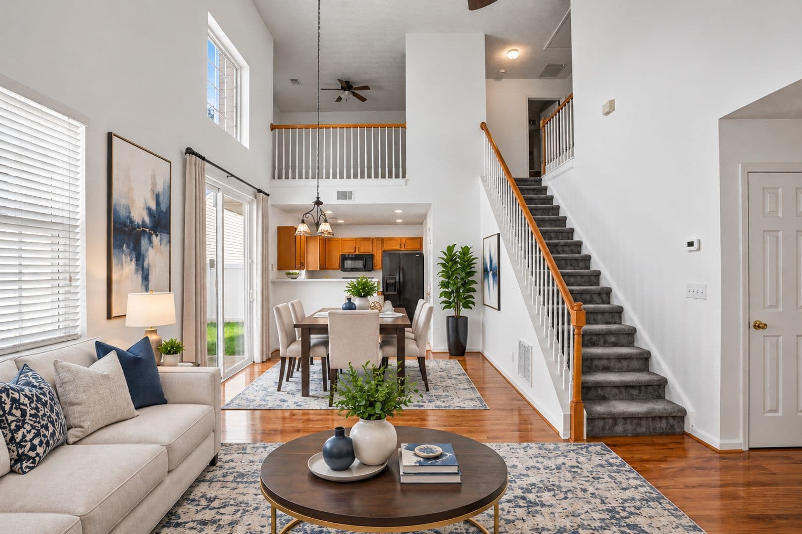 Woodstock House: 308 West Oaks Trail