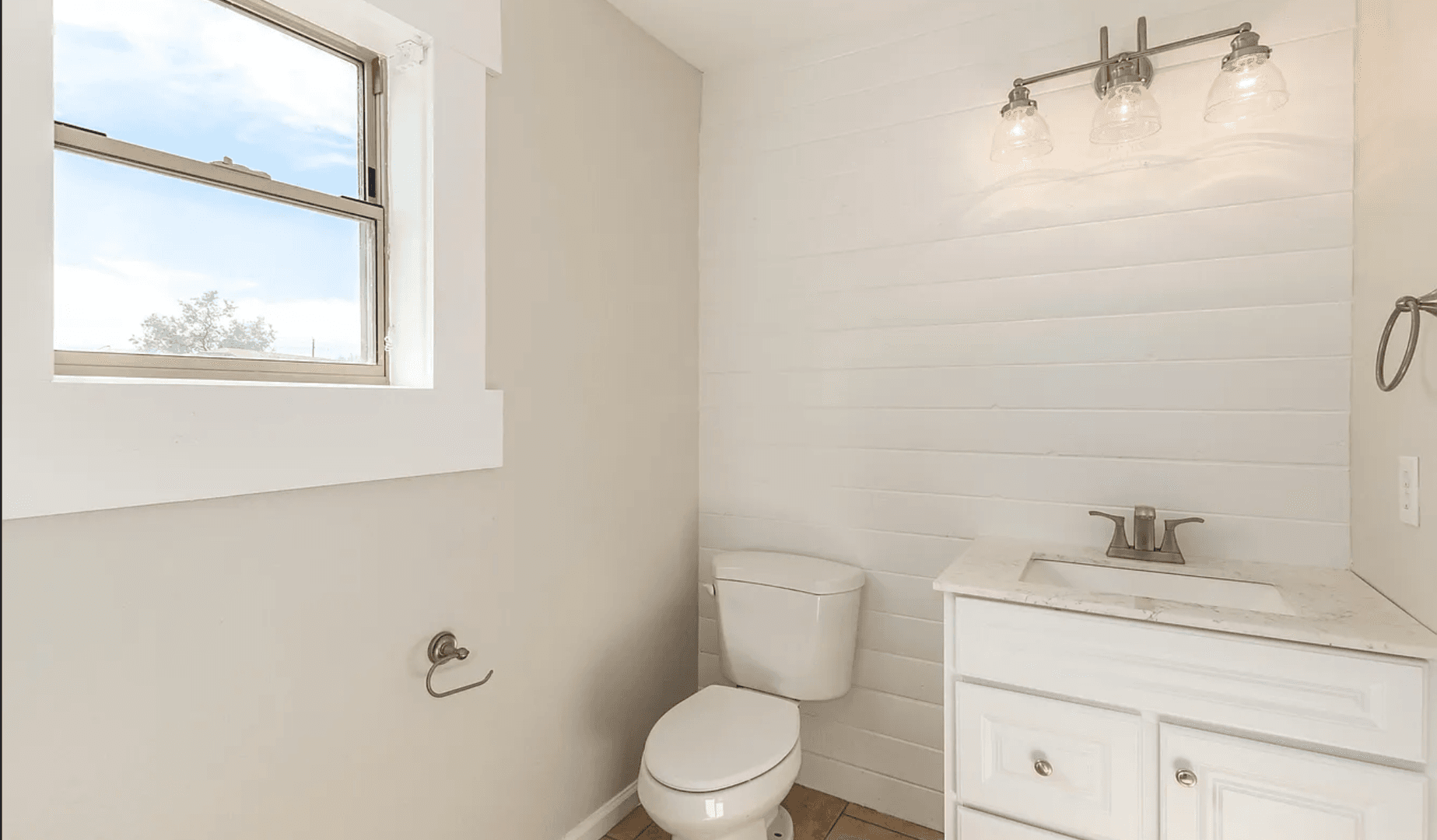 Apache Junction House: 711 South Paustian Circle