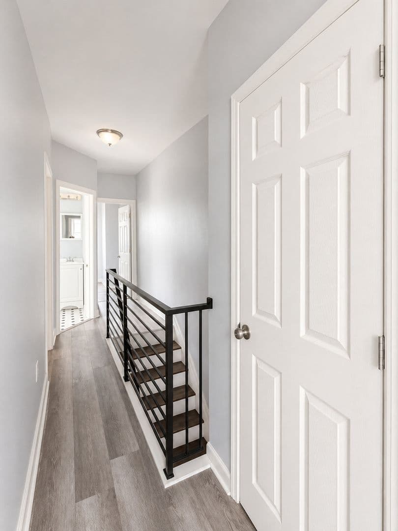 Darby House: 924 Maple Terrace