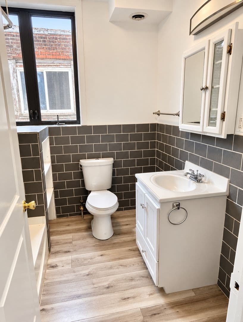 Philadelphia Apartment: 2213 N 33rd St