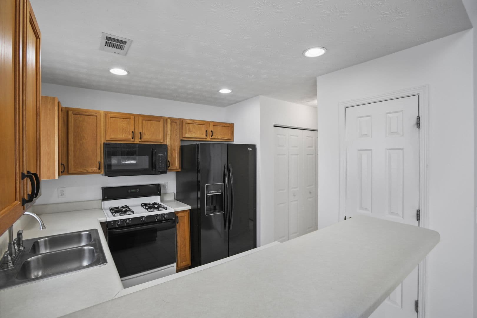 Woodstock House: 308 West Oaks Trail