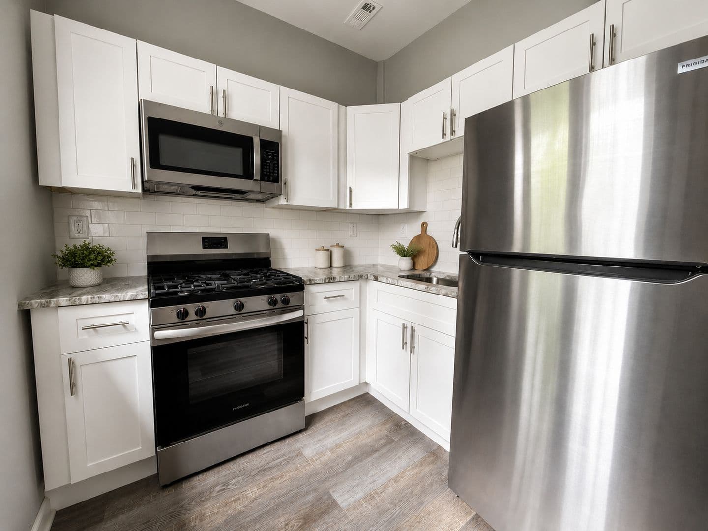 Darby House: 924 Maple Terrace