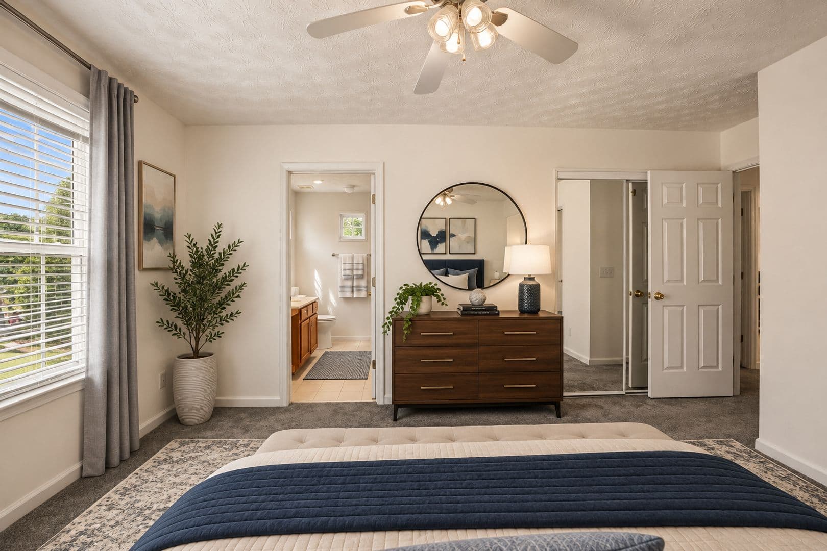 Woodstock House: 308 West Oaks Trail