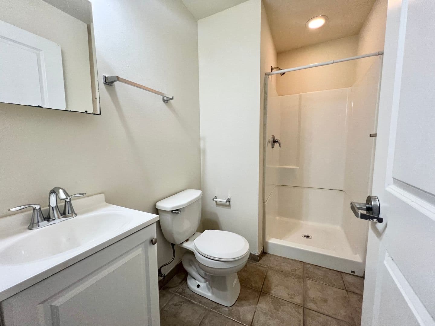 Philadelphia Apartment: 1928 North 17th Street