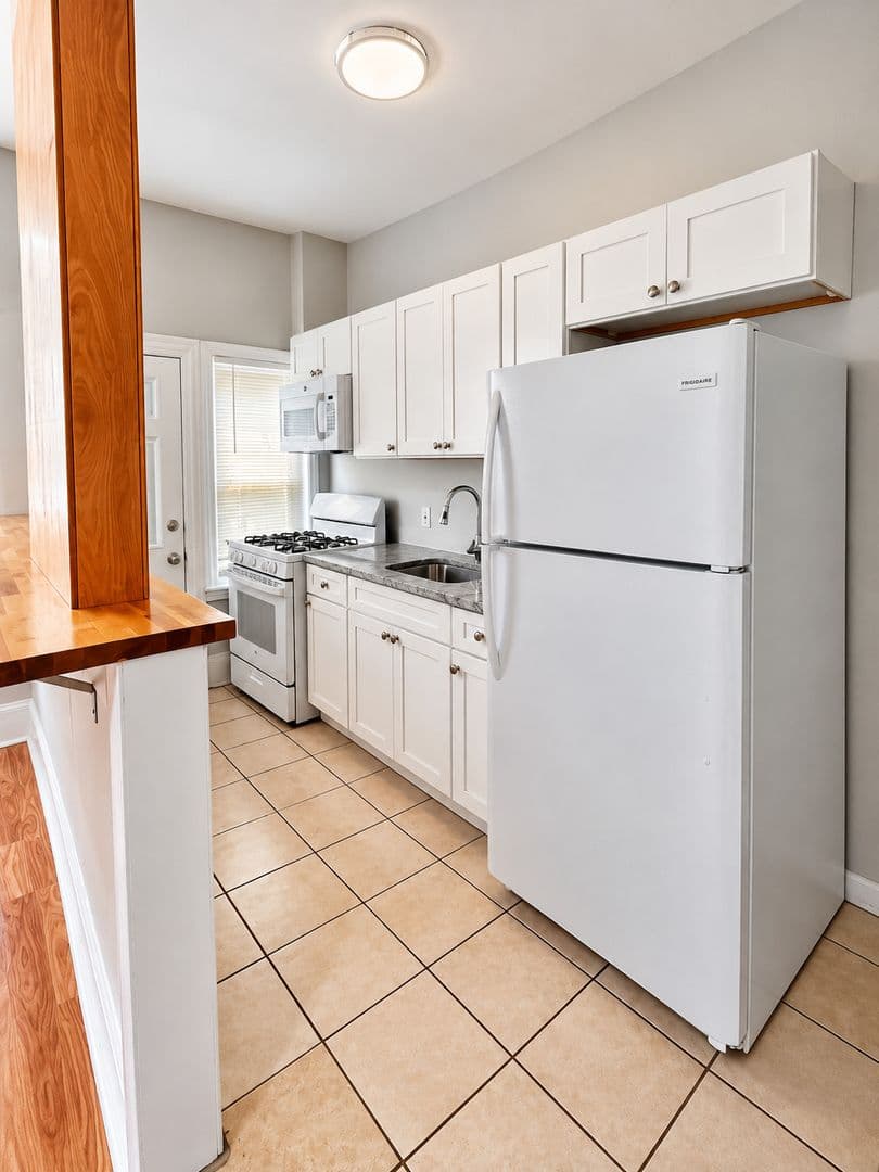 Philadelphia House: 1960 South Ithan Street