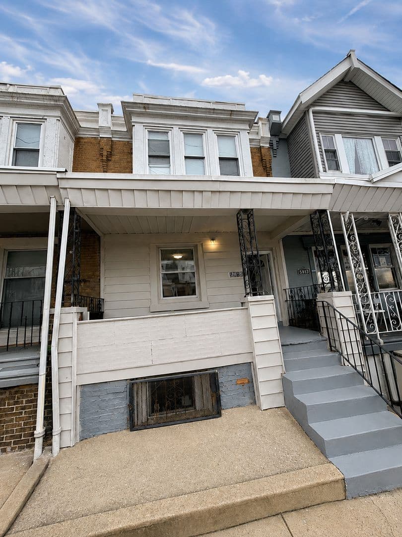 Philadelphia House: 5915 Irving Street