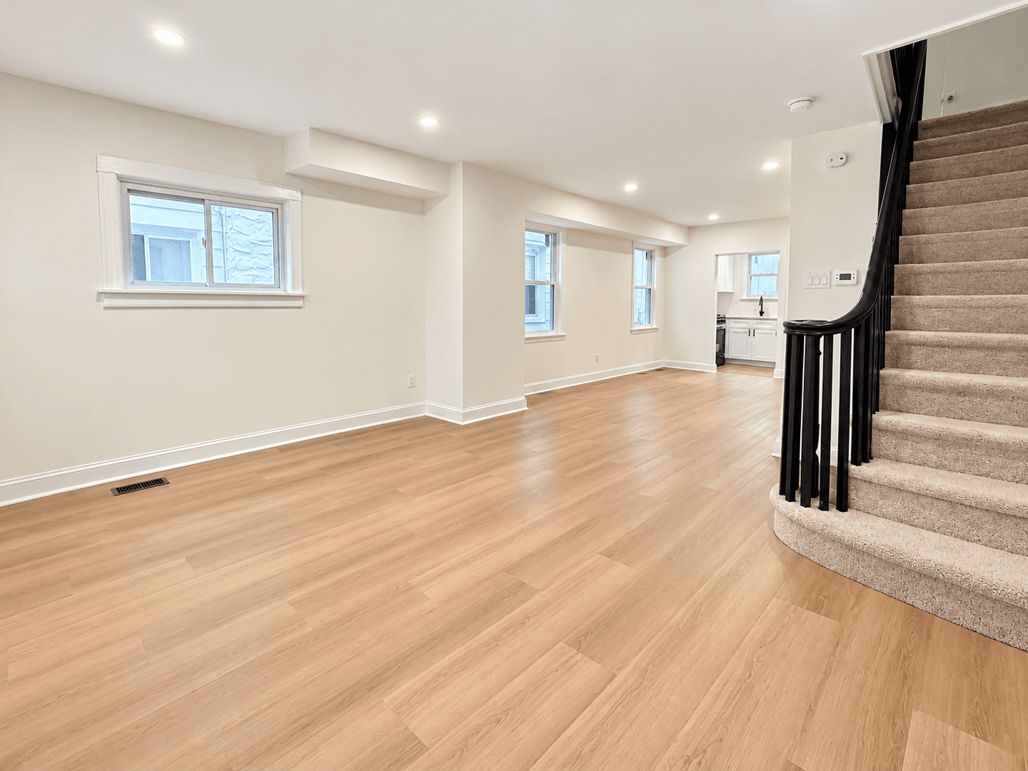 Yeadon House: 174 Fairview Ave
