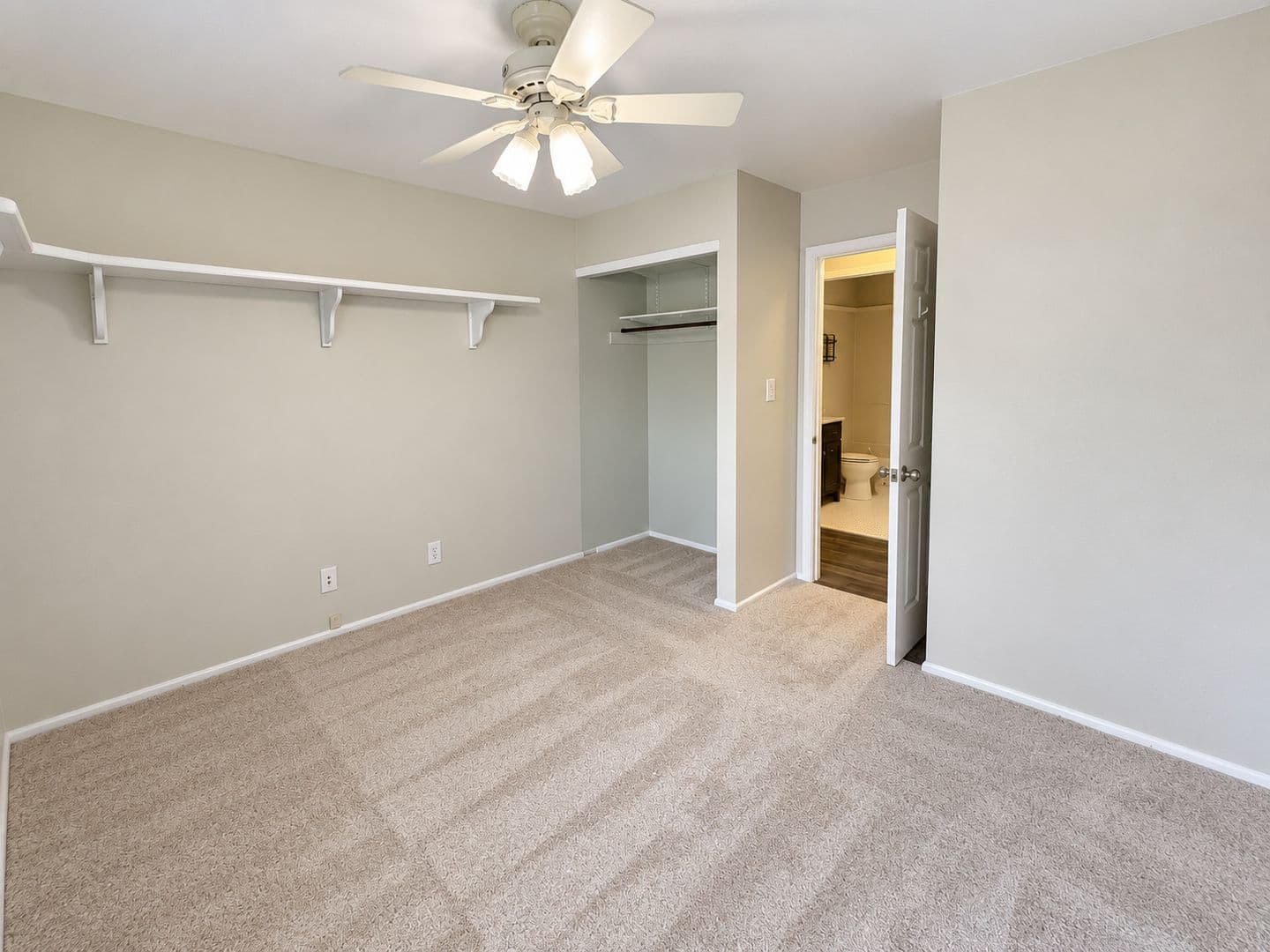 Mount Laurel House: 608 B Sedgefield Drive