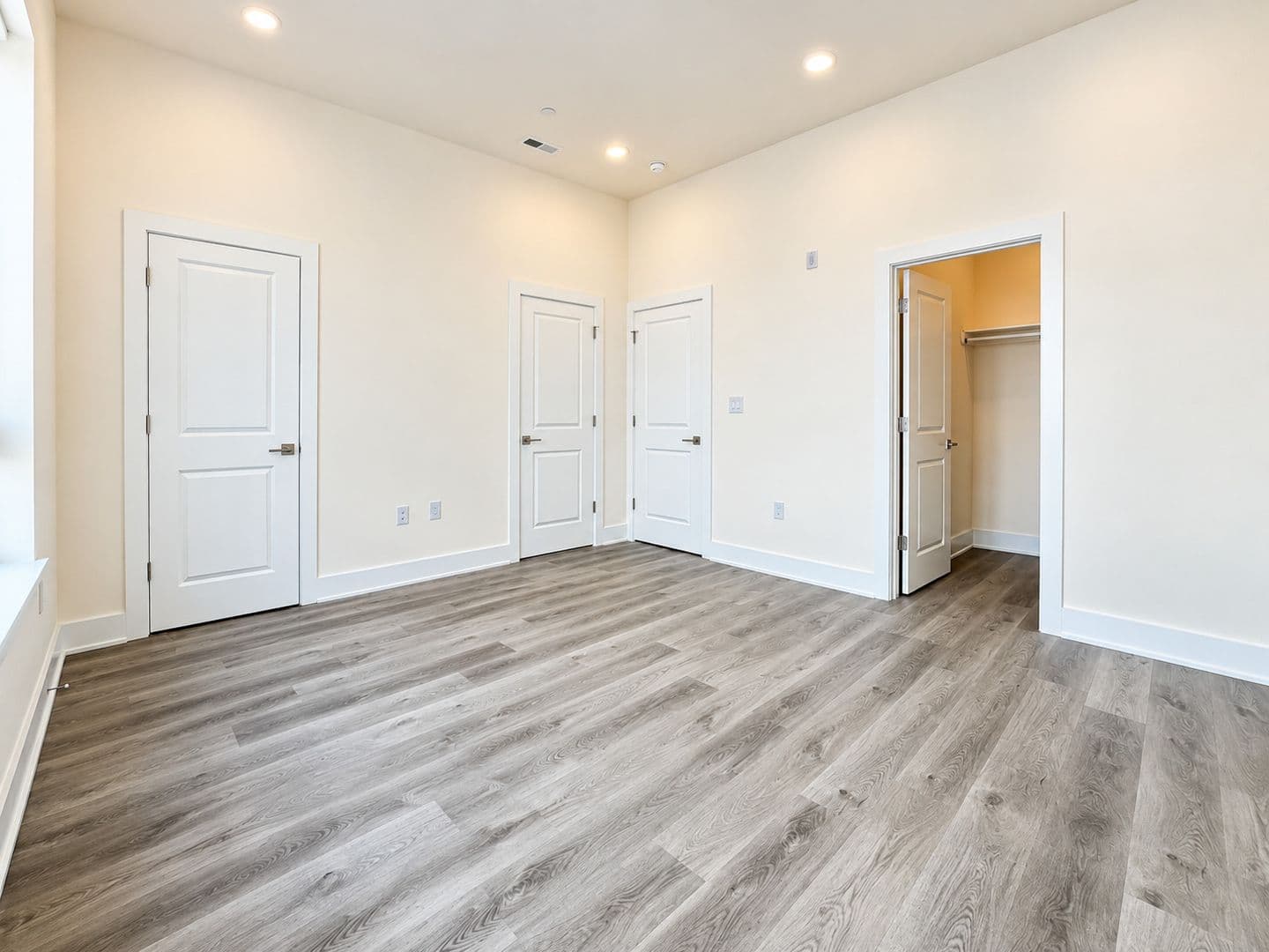 Philadelphia House: 1115 North American Street
