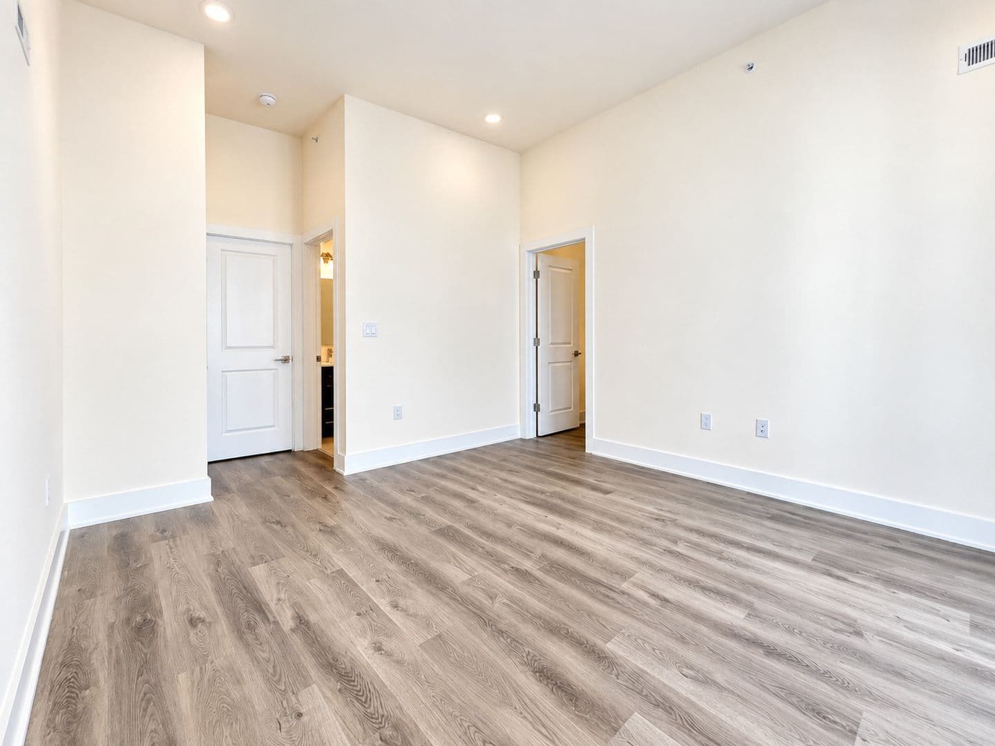 Philadelphia House: 1115 North American Street