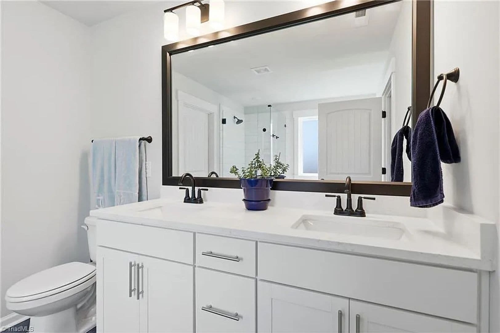 Kernersville House: 7458 Buckview Court